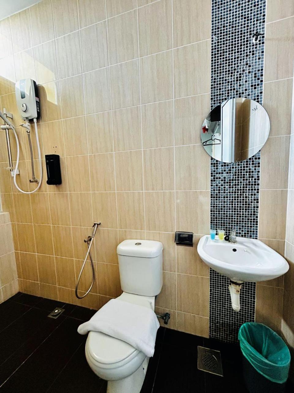 Ds Hotel Ipoh Kültér fotó